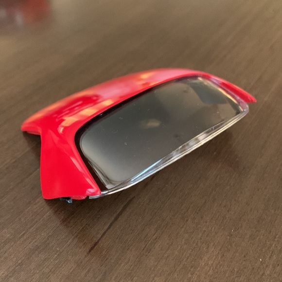 BMW Z8 Collectors Model Car - Red - Picture 8 of 16